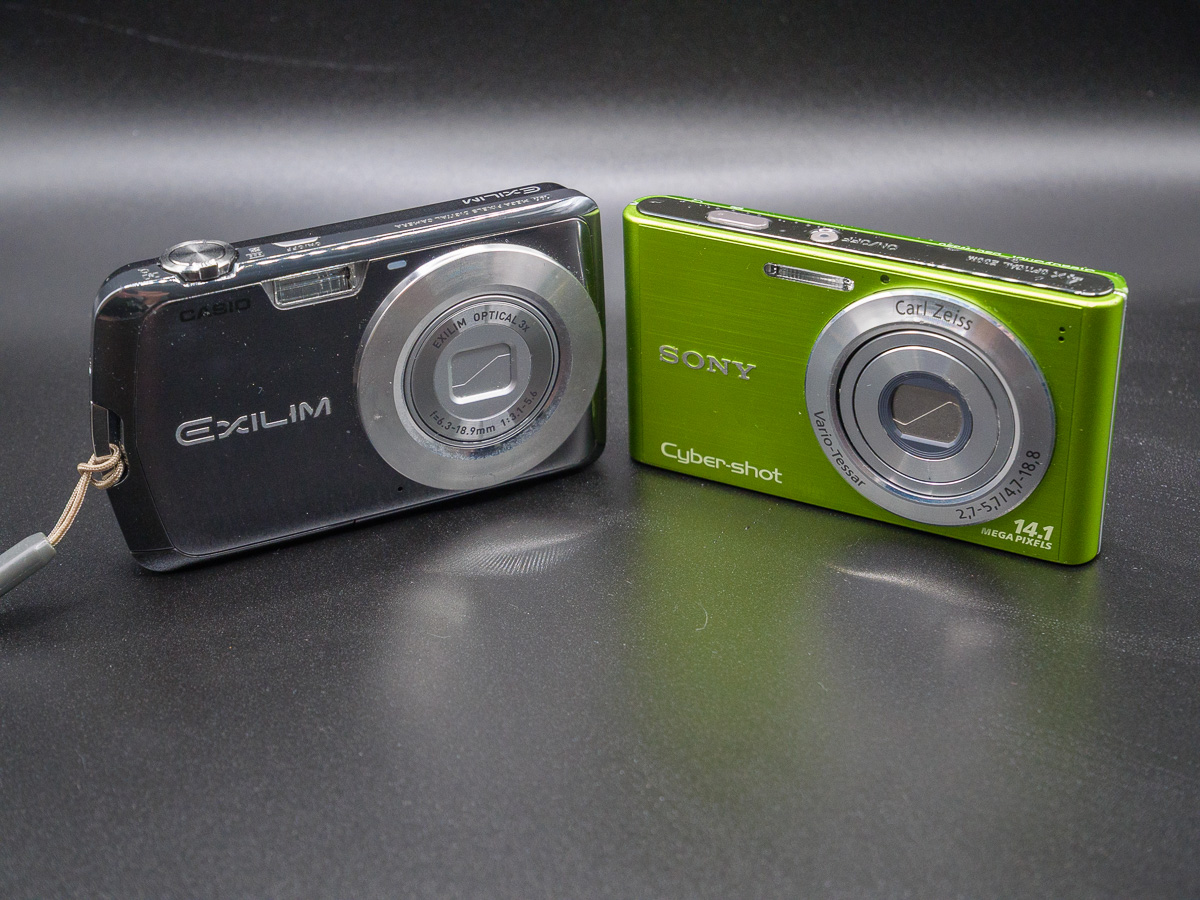 コンパクトデジタルカメラの写真